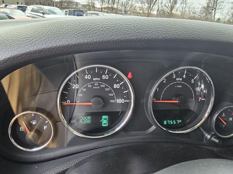 Used 2016 Jeep Wrangler JK RubiconImage 13