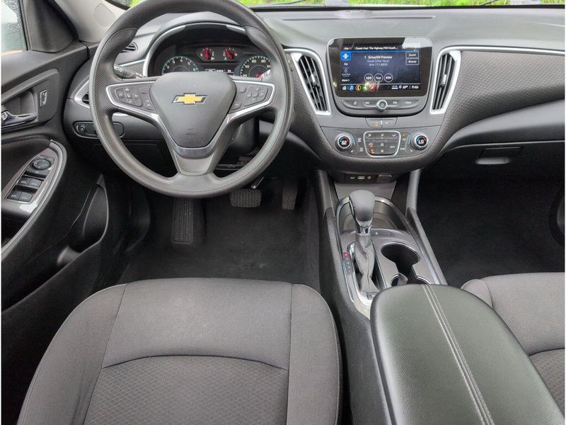 2023 Chevrolet Malibu LTImage 30