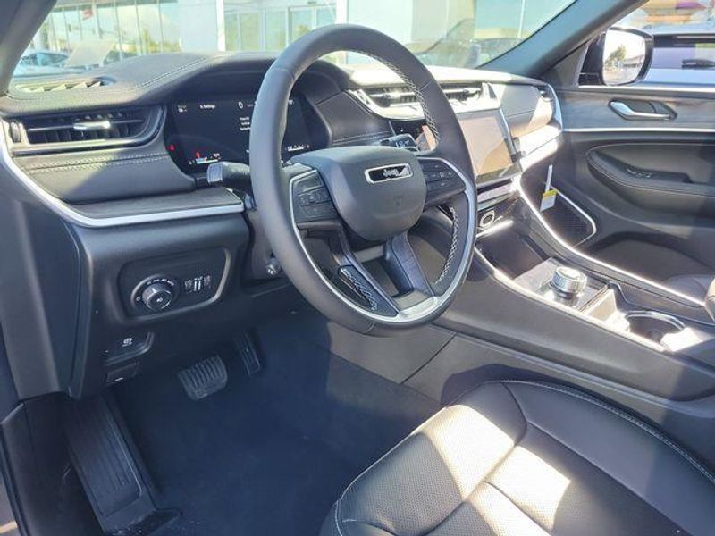 New 2026 Jeep Grand Cherokee L Limited Reserve 4x4