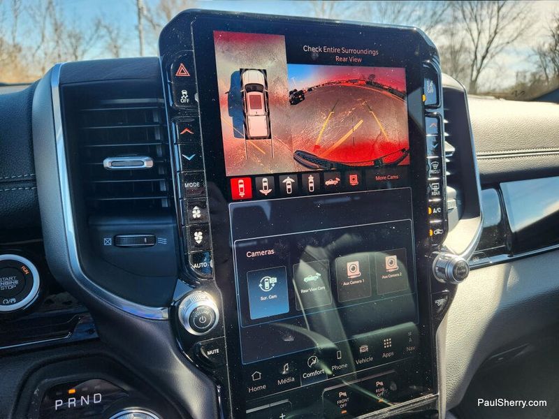 New 2026 RAM 1500 Laramie Crew Cab 4x4 5'7' Box