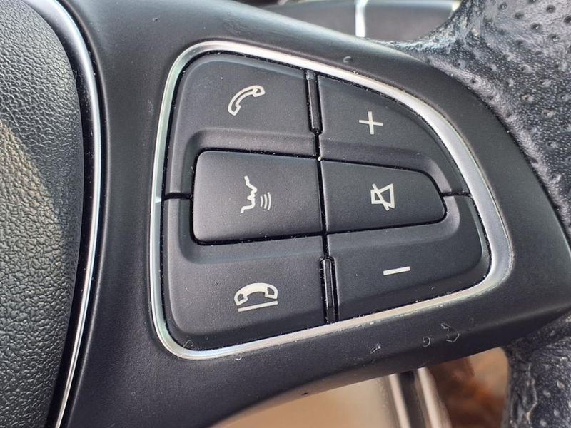 2018 Mercedes-Benz GLC 300 300Image 24