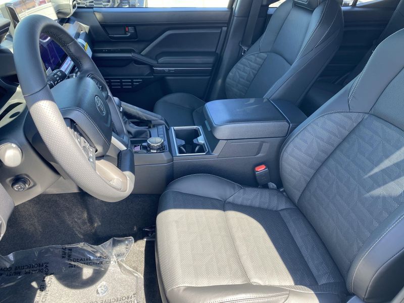 New 2025 Toyota 4Runner TRD Sport PremiumImage 14