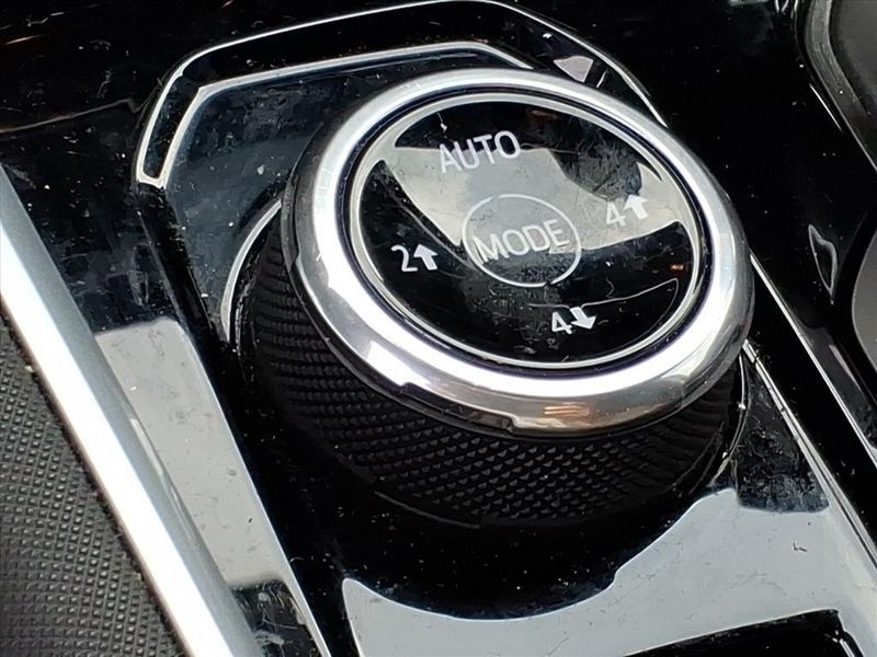 Used 2023 Chevrolet Colorado Z71Image 21