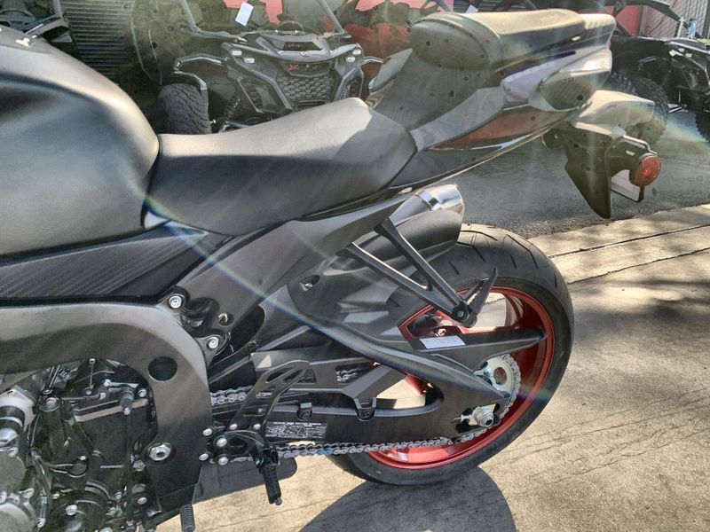 New 2026 Suzuki GSX-R600 Image 10