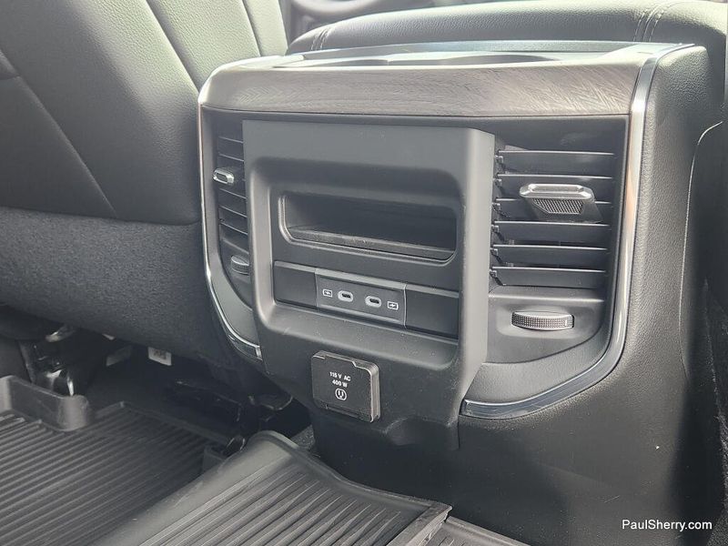 New 2026 RAM 3500 Laramie Crew Cab 4x4 6'4' Box