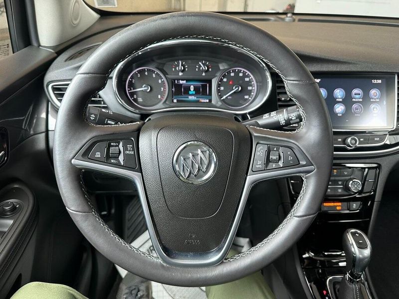 2017 Buick Encore PreferredImage 2