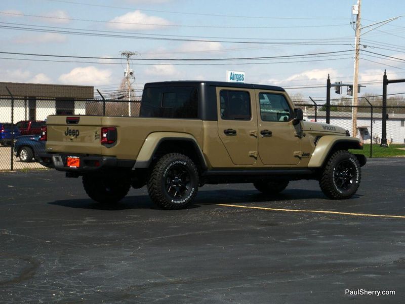 New 2025 Jeep Gladiator Willys 4x4