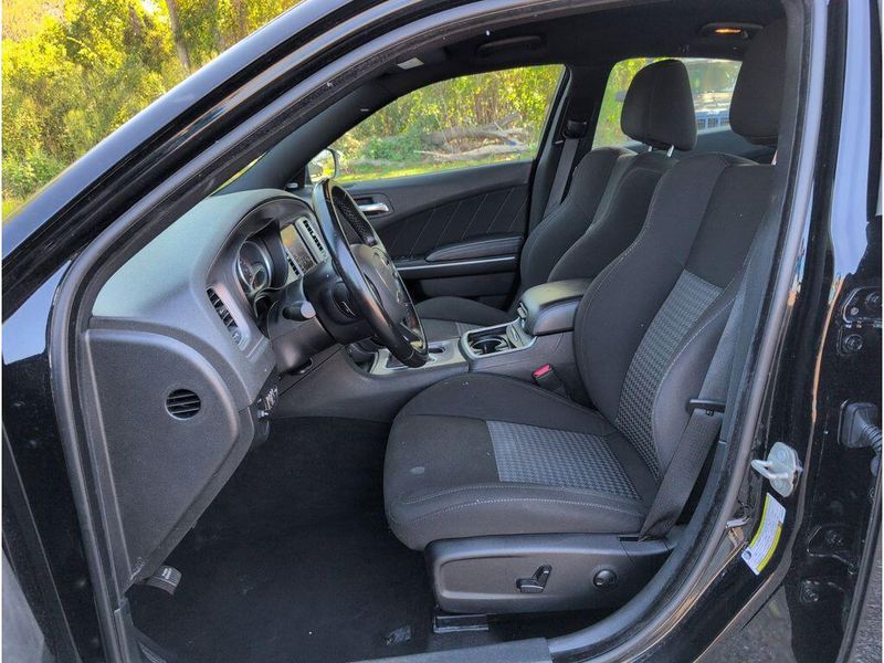 Used 2023 Dodge Charger GTImage 10