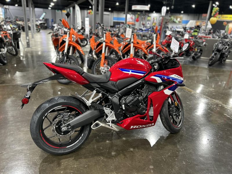 New 2024 Honda CBR650R ABS Image 7