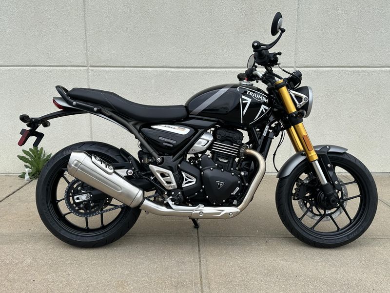 2025 Triumph SPEED 400Image 2