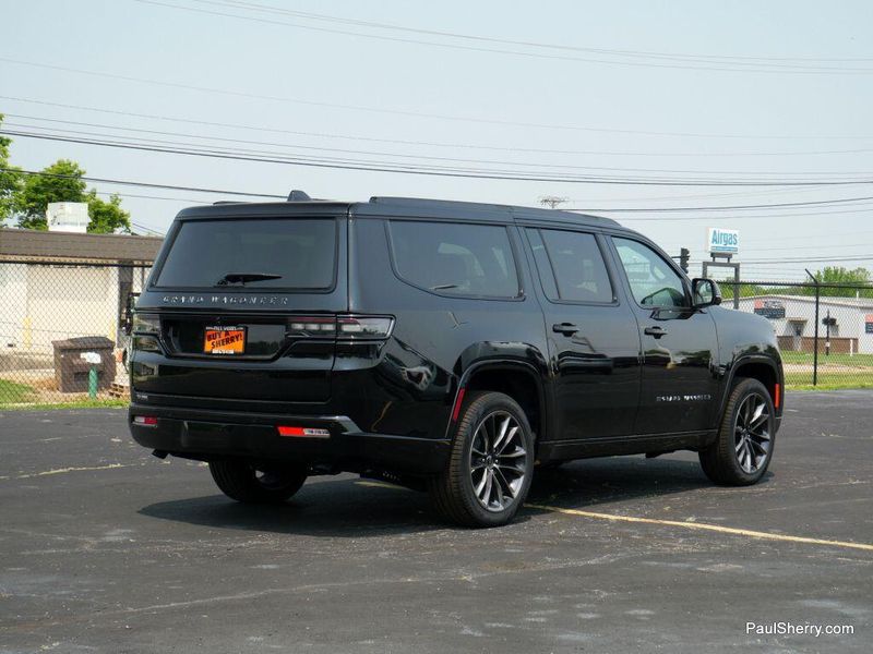 2024 Jeep Grand Grand Wagoneer Wagoneer L Obsidian 4x4Image 11