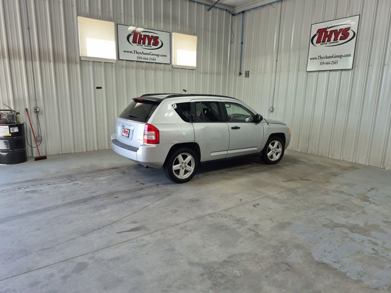 2007 Jeep Compass LimitedImage 5