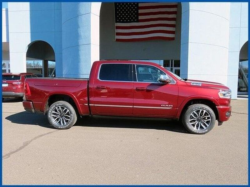 2025 RAM 1500 LimitedImage 1