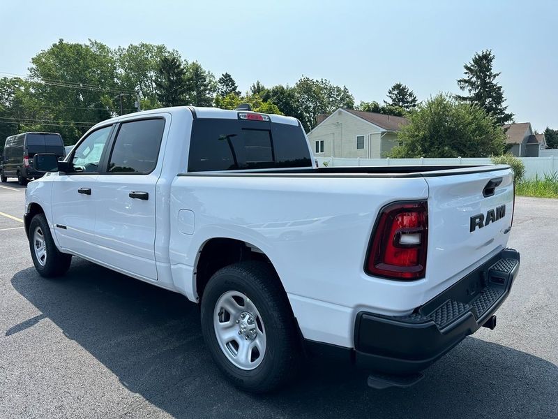 2025 RAM 1500 Tradesman Crew Cab 4x4 5