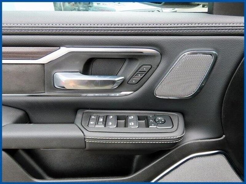 New 2026 RAM 1500 LaramieImage 13