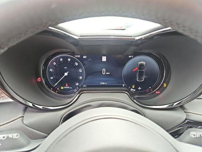2025 Alfa Romeo Tonale photo 21