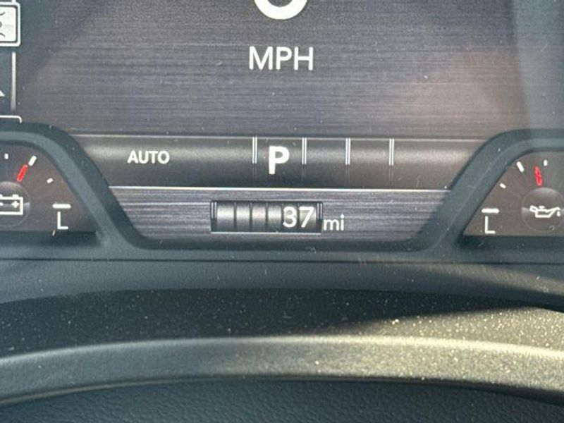 2026 RAM 1500 Big Horn Crew Cab 4x4 5'7' Box