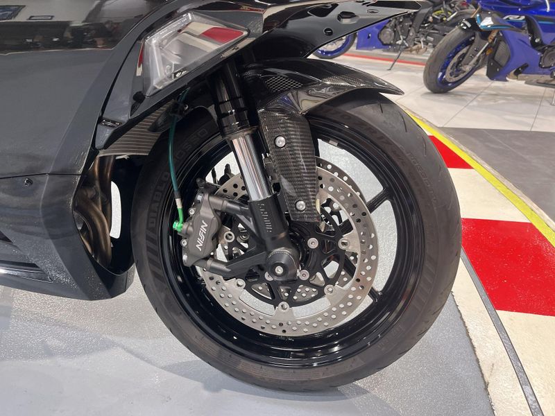 Used 2024 Kawasaki NINJA ZX-6R Image 22