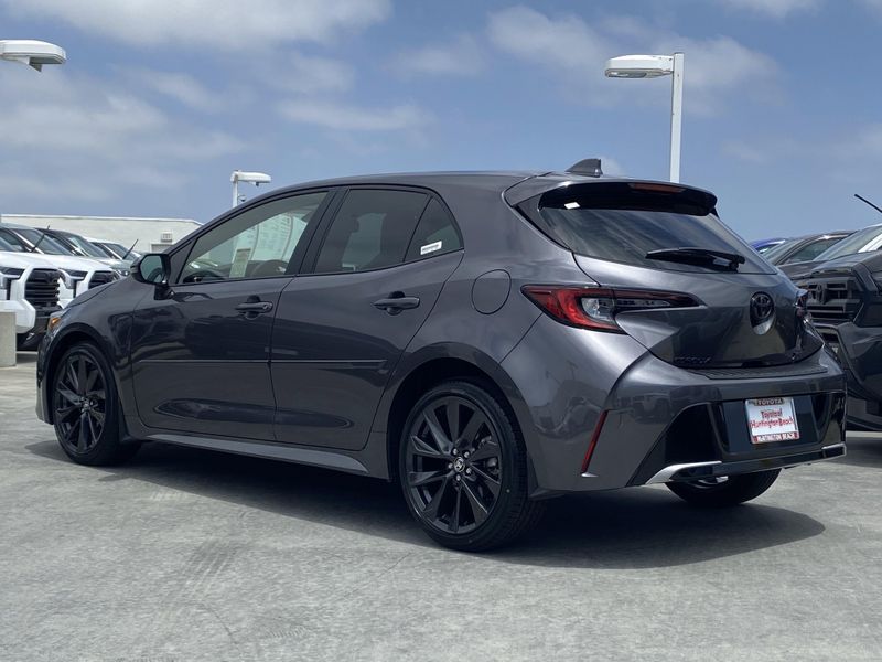 Used 2025 Toyota Corolla Hatchback XSEImage 5
