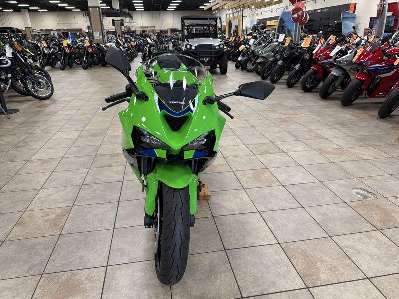 New 2026 Kawasaki NINJA ZX-6R ABS Image 12