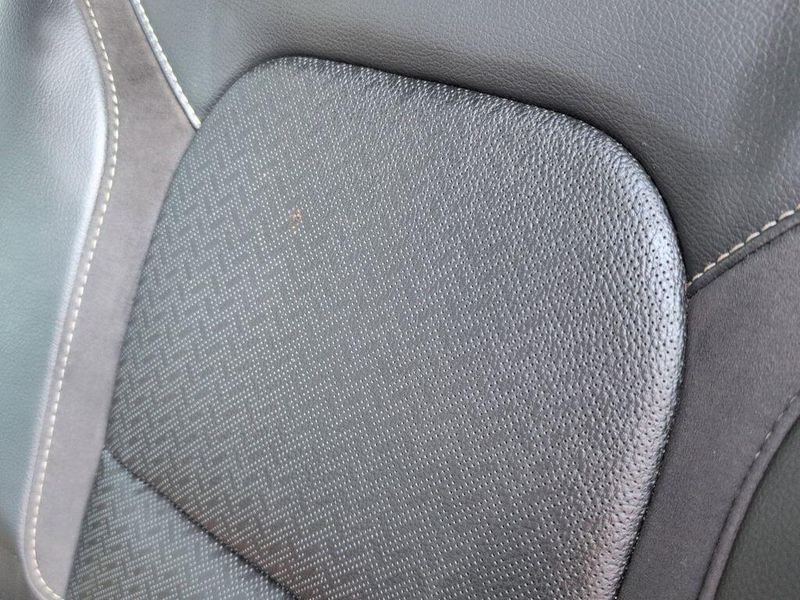 2022 RAM 1500 LaramieImage 32