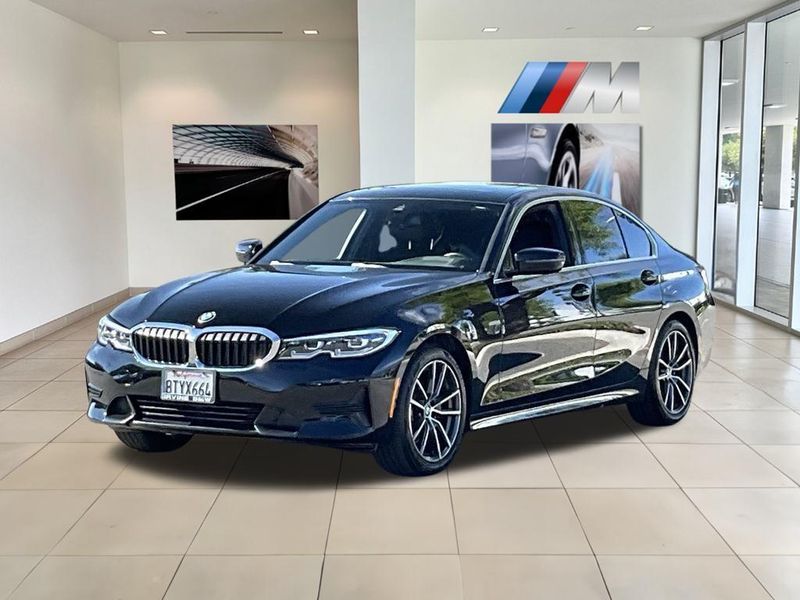 2021 BMW 3 Series 330iImage 4