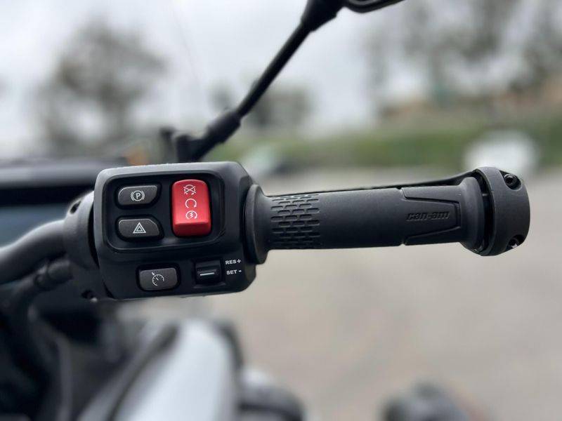 New 2025 Can-Am CANYON STANDARD Image 26