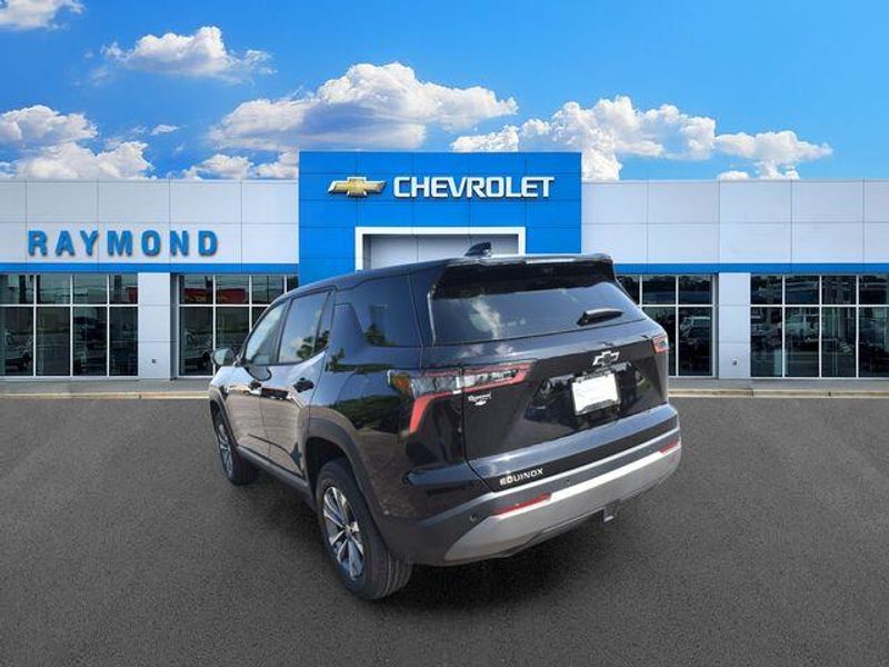 New 2026 Chevrolet Equinox LTImage 6