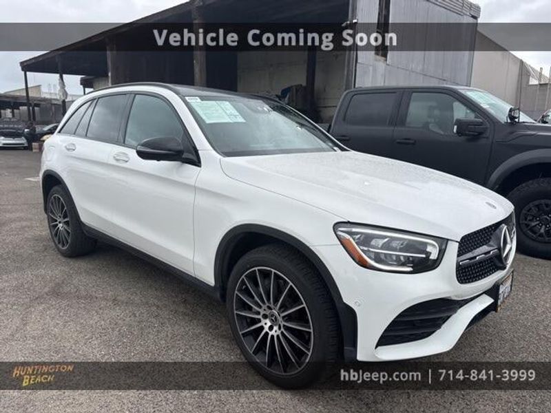 2022 Mercedes-Benz GLC 300Image 3