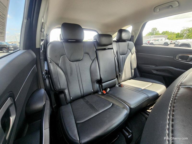 Used 2024 Kia Sorento S