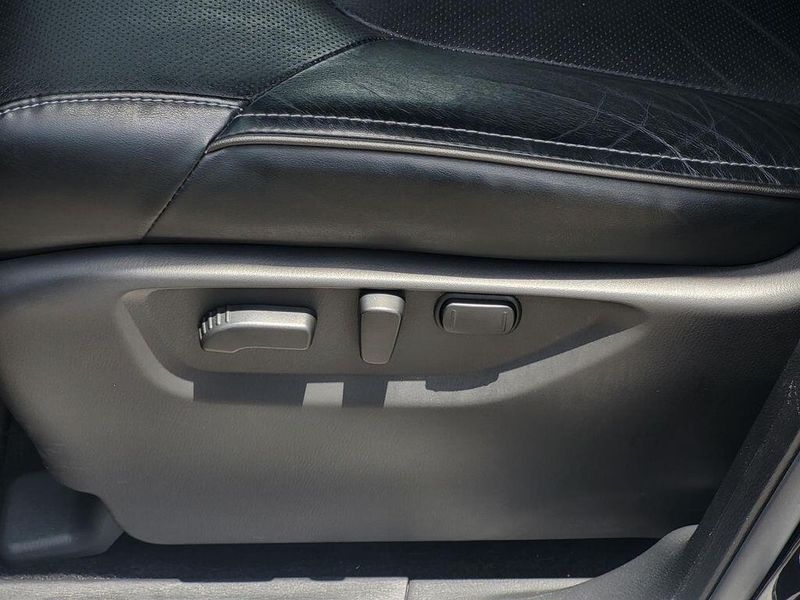2023 INFINITI QX80 LuxeImage 27