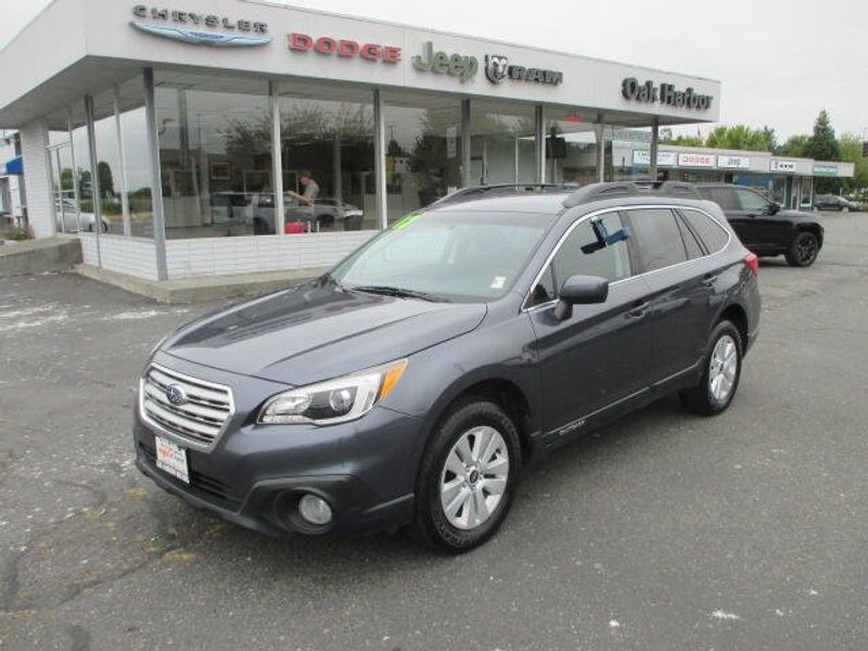 Used 2017 Subaru Outback PremiumImage 2