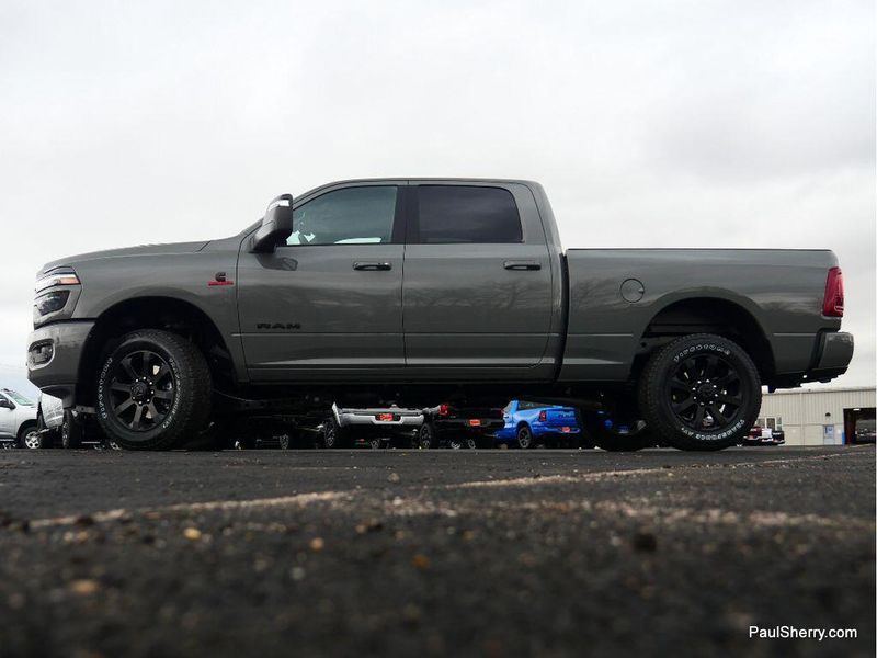 New 2026 RAM 3500 Laramie Crew Cab 4x4 6'4' Box