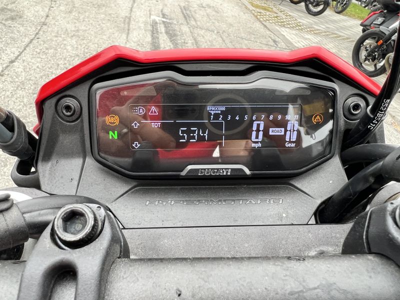 2024 Ducati Hypermotard