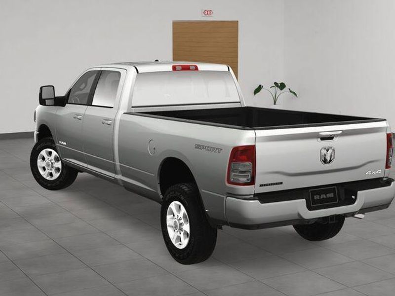 New 2024 RAM 2500 Big Horn Crew Cab 4x4 8