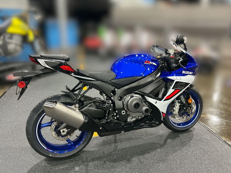 New 2027 Suzuki GSX-R600Z 40TH ANNIVERSARY EDITION Image 12