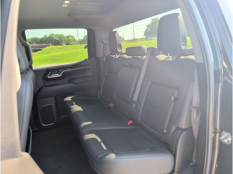 Used 2025 GMC Sierra 1500 SLTImage 31