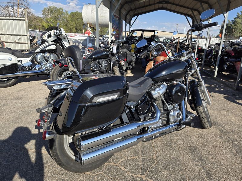USED 2022 HARLEY SOFTAIL STANDARD Image 4