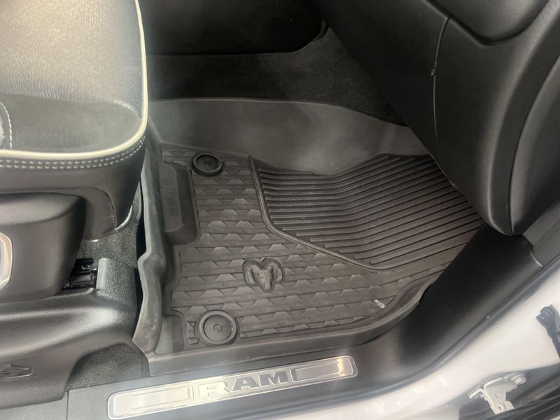 Used 2022 RAM 1500 LaramieImage 17