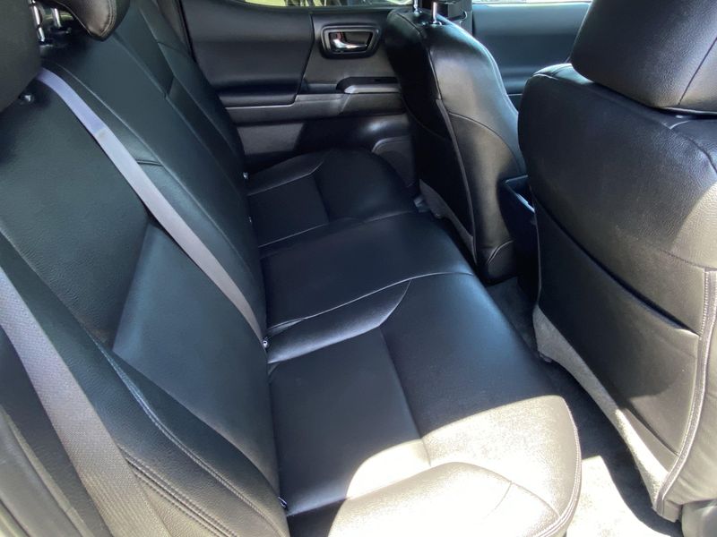 Used 2022 Toyota Tacoma TRD Off-RoadImage 12