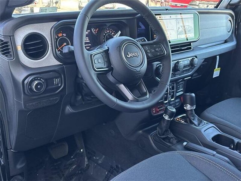 New 2026 Jeep Wrangler 4-door WillysImage 15