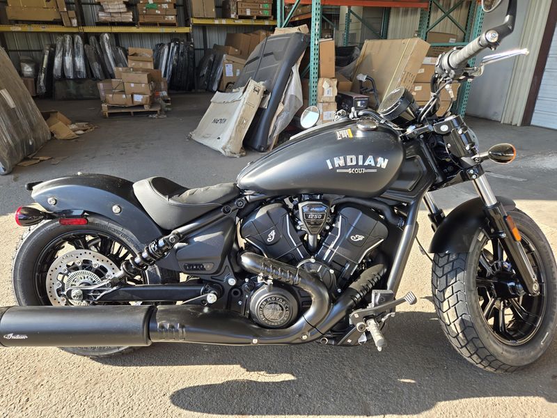 NEW 2025 INDIAN MOTORCYCLE SCOUT BOBBER LIMITED WITH TECHNOLOGY PACKAGE Image 3