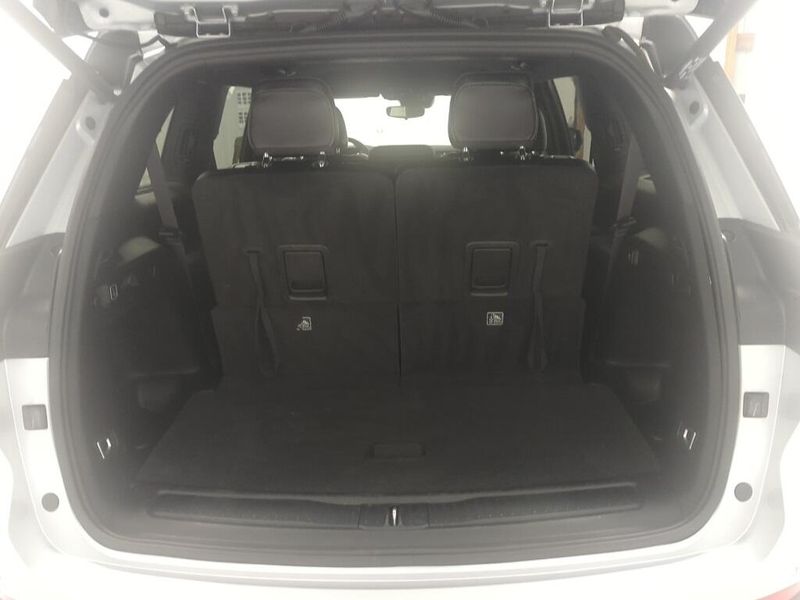 2024 Jeep Grand Cherokee L photo 4