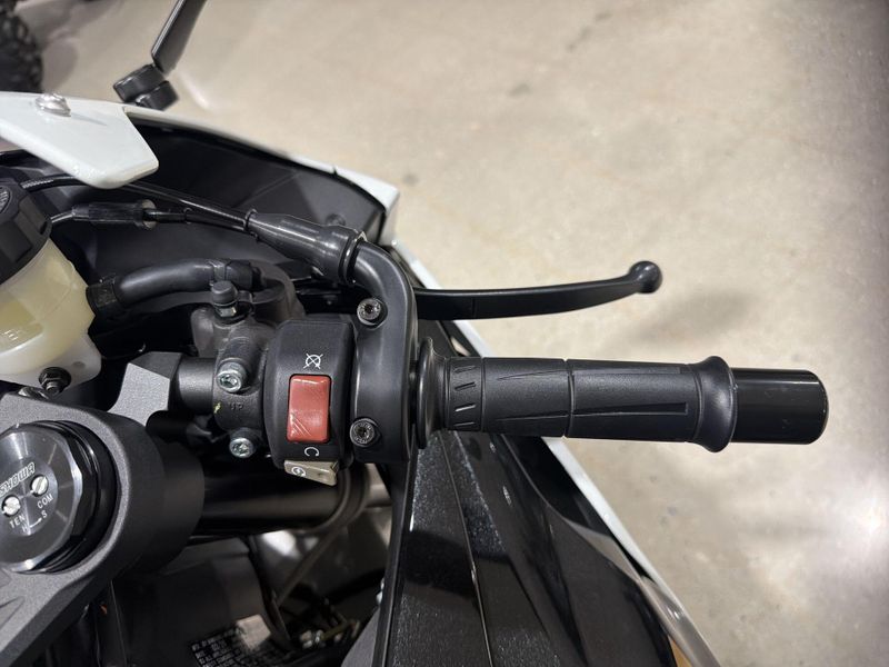 New 2026 Kawasaki NINJA ZX-6R Image 24