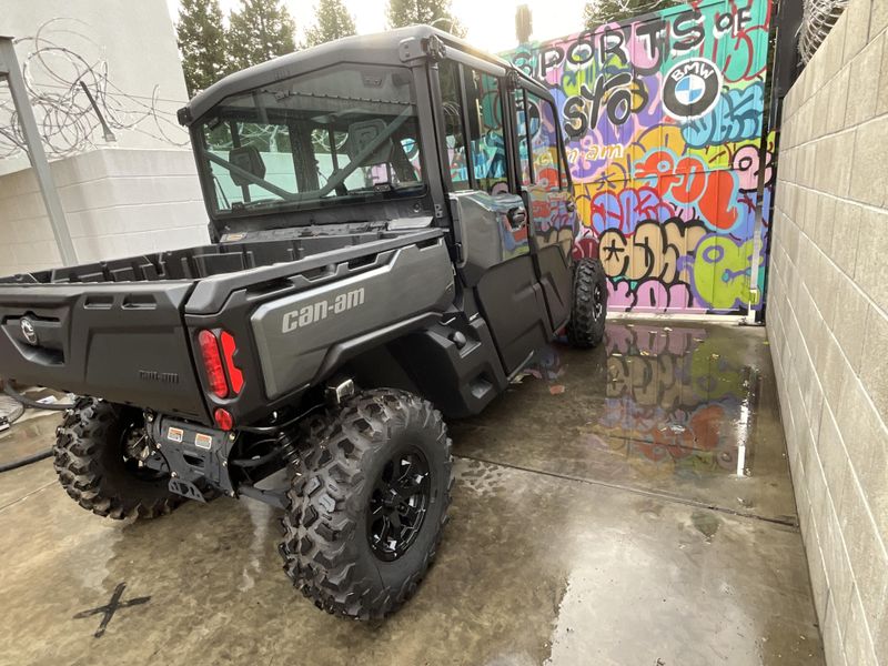 2024 Can-Am DEFENDER MAX LTD HD10Image 9