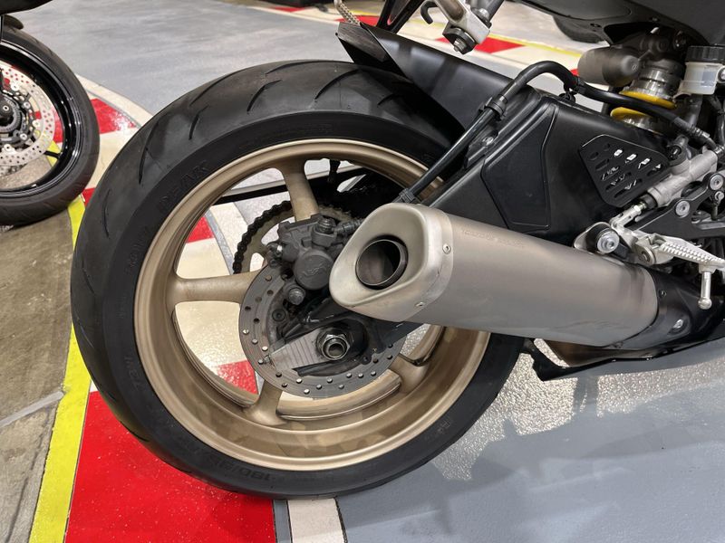 Used 2016 Yamaha YZF-R6 CA Image 27