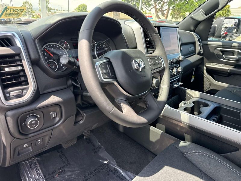New 2026 RAM 1500 Big Horn Crew Cab 4x4 5'7' Box