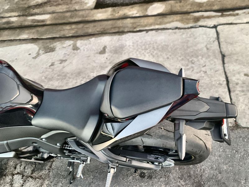 Used 2023 Kawasaki Ninja ZX-10R KRT Edition Image 15