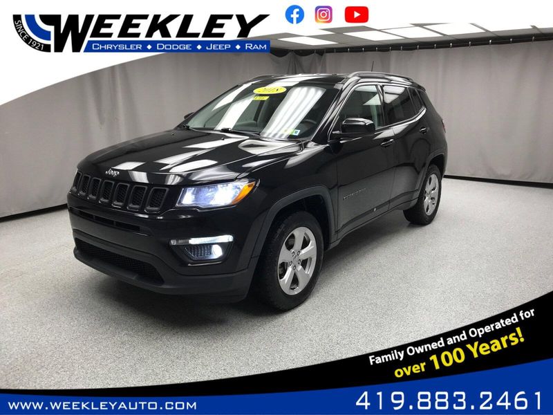 2018 Jeep Compass LatitudeImage 1