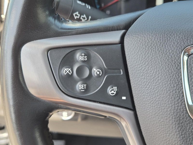Used 2022 GMC Canyon 4WD Crew Cab 128 AT4 w/Leather